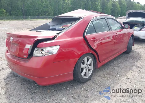 2007 Toyota Camry Se V6 z USA, uszkodzony, nr VIN 4T1BK46KX7U028616